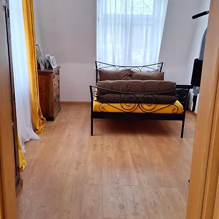 Annaberg-buchholz,5 Apartment *